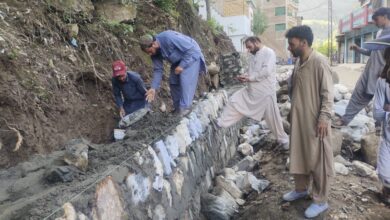 ضلعی انتظامیہ کی زیر تعمیر کروڑہ - اجمیر روڈ کے غیر معیاری کام کے خلاف کاروائی