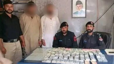 ڈکیتی کا رنگ دے کر 56 لاکھ روپے ہتھیانے والے دو ملزمان گرفتار