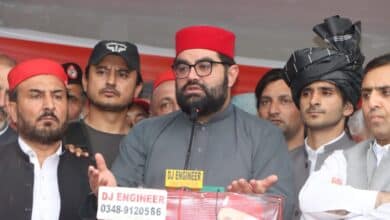 ایمل ولی خان کا واضح موقف: ہم جنگ کے نہیں، امن کے راستے کے حامی ہیں